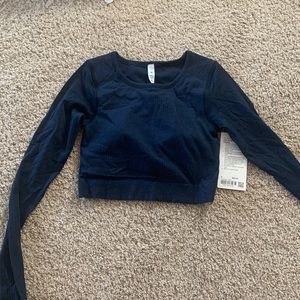 Lululemon long sleeve crop top